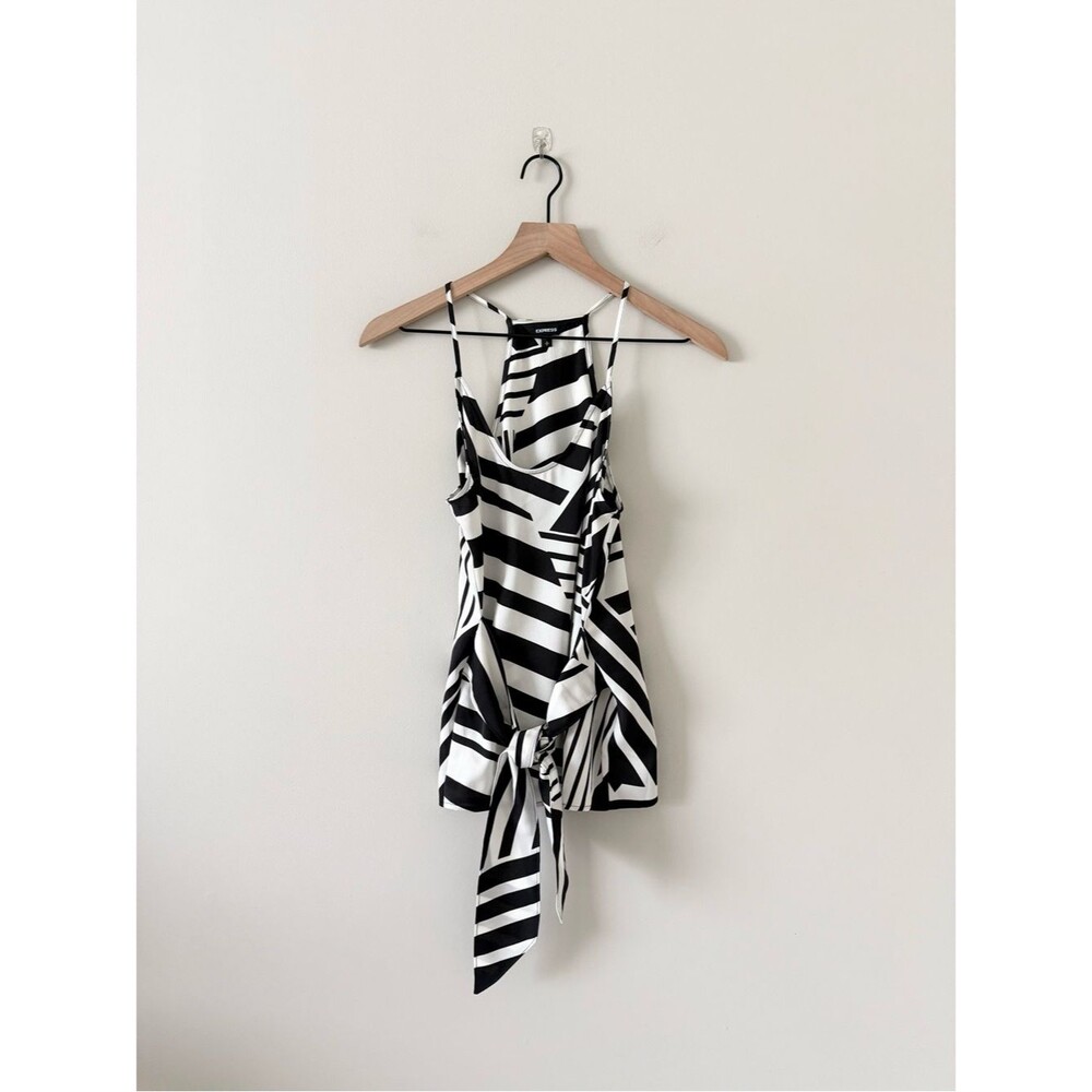 Express Black & White Geometric Striped Tie-Waist Tank Blouse Size S